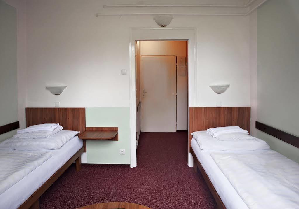 Komfort Hotel Platan Harkány Exterior photo